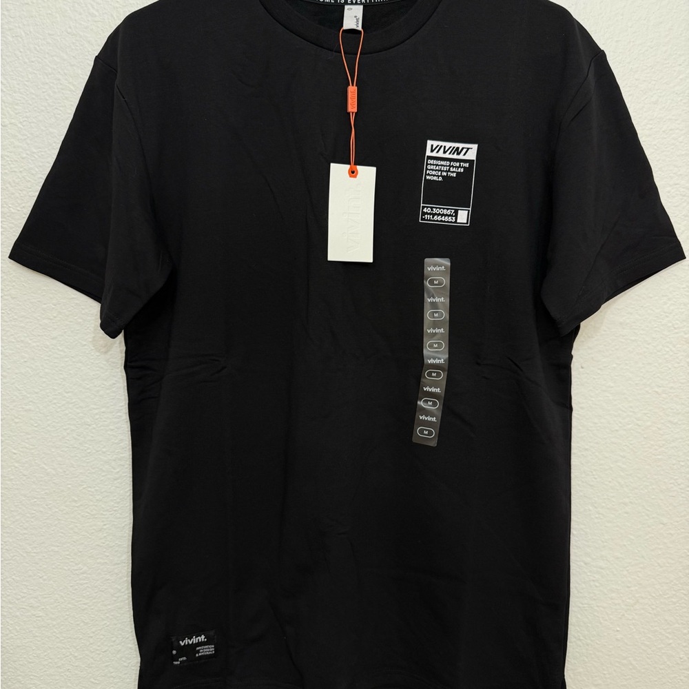 Vivint T-Shirt Size Medium Black Men's Vivint Gives Back
